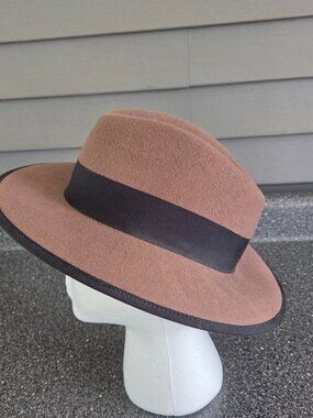 Lancaster brand light brown men's hat black grosgrain ribbon band w bow 7 1/4?